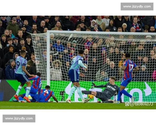 马丁内利 10 战 6 球：水晶宫的专属克星